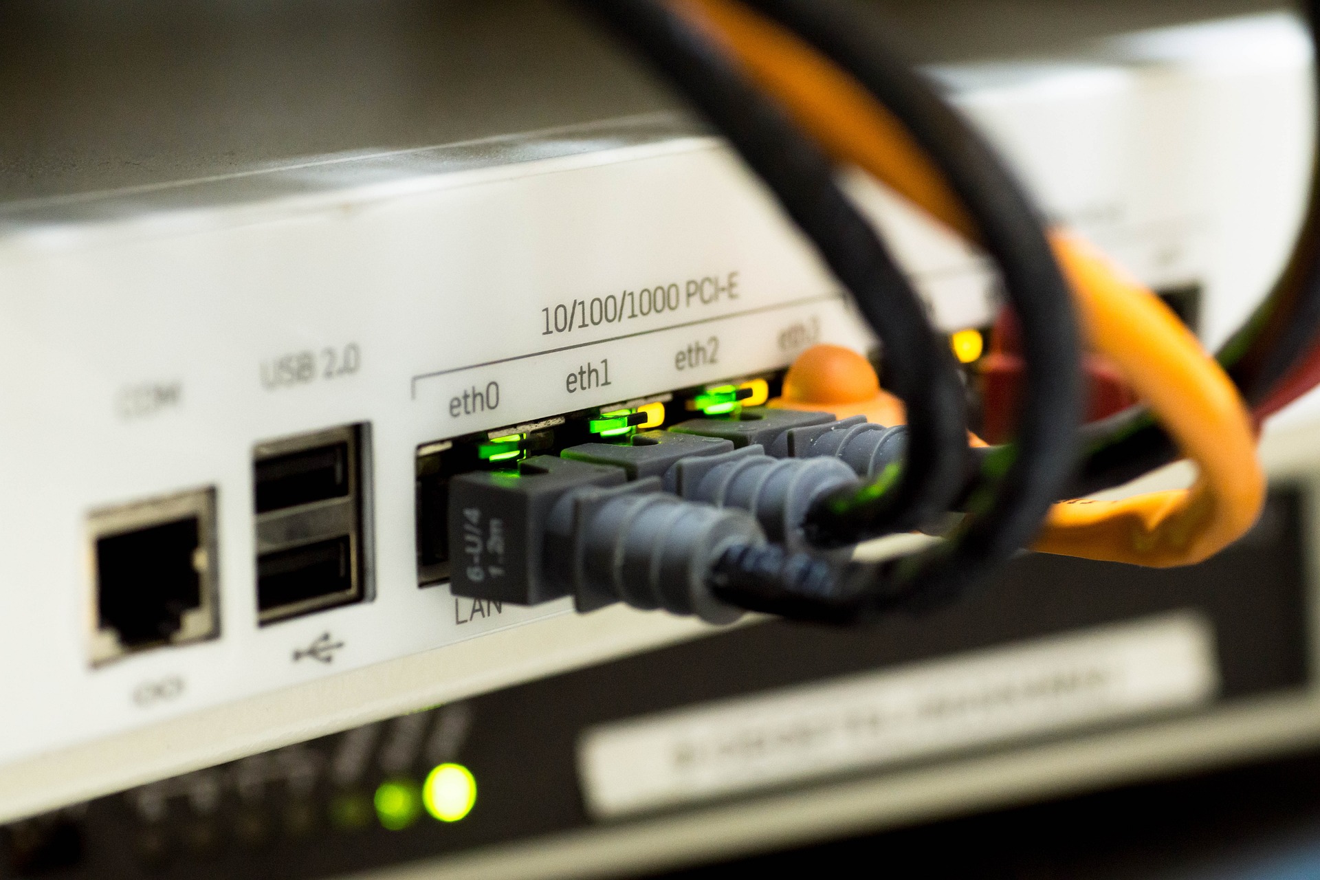 obrazek w tle przedstawiajacy router